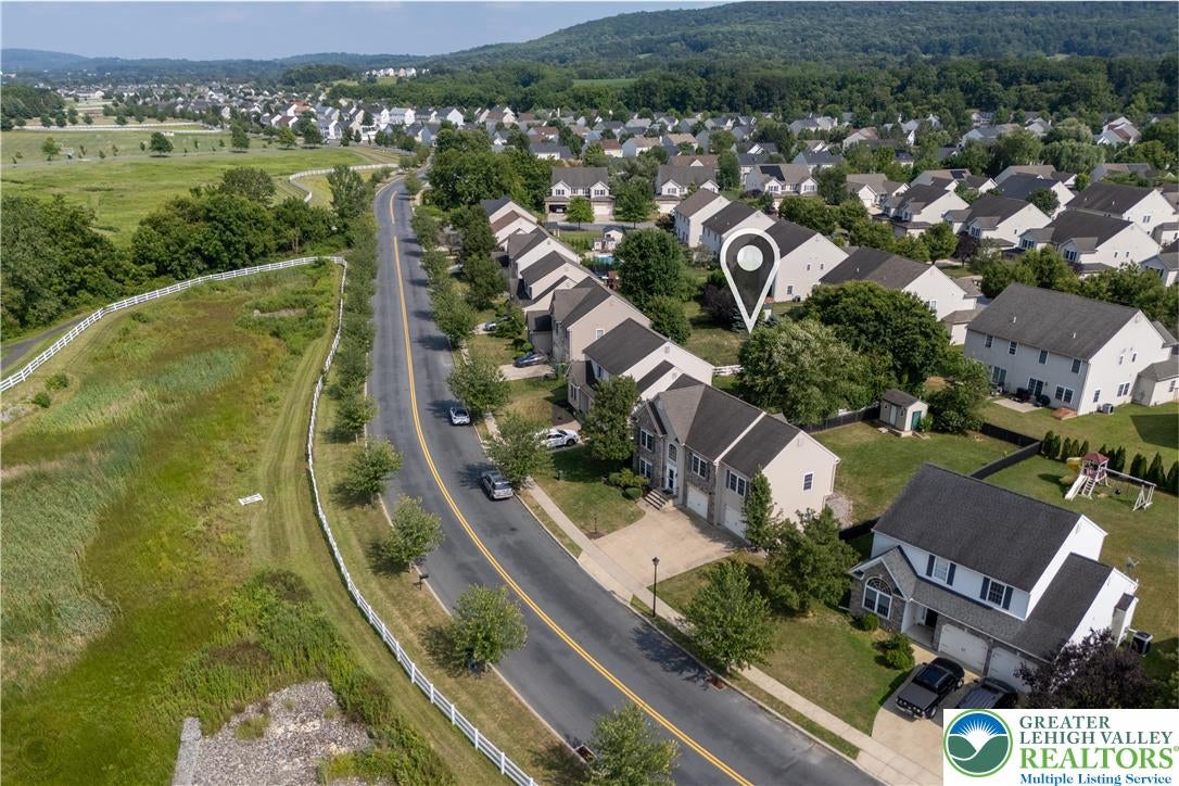 Lower Macungie Twp, Pennsylvania, 18062, United States, 4 Bedrooms Bedrooms, ,3 BathroomsBathrooms,Residential,For Sale,1907491