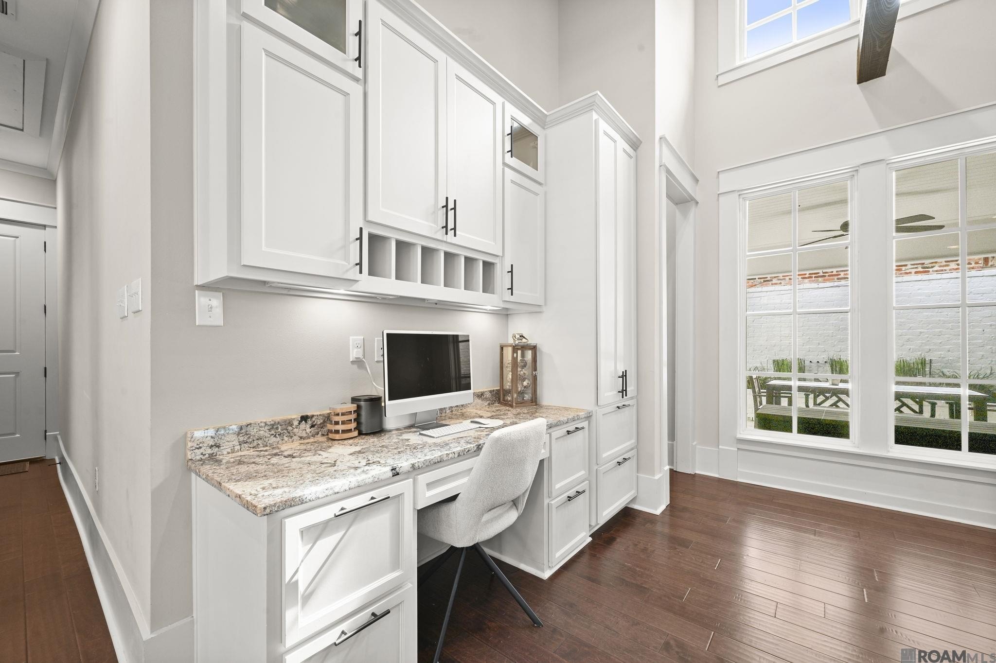 Baton Rouge, Louisiana, 70810, United States, 4 Bedrooms Bedrooms, ,4 BathroomsBathrooms,Residential,For Sale,2005537