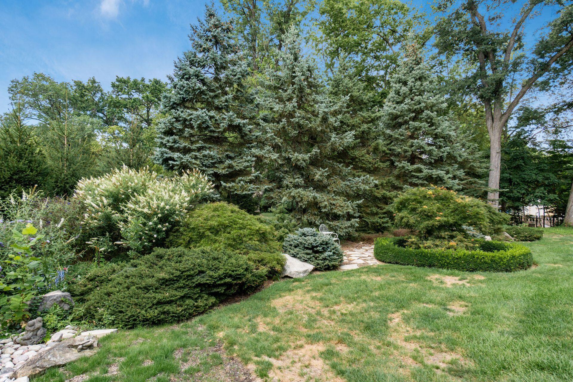 Bexley, Ohio, 43209, United States, 5 Bedrooms Bedrooms, ,6 BathroomsBathrooms,Residential,For Sale,1920055