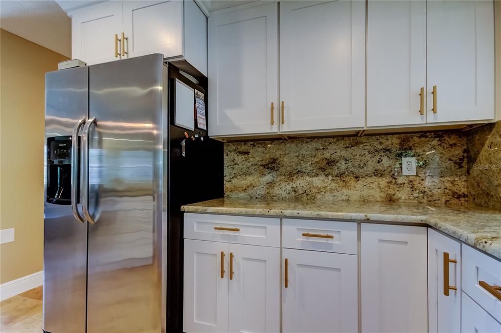 St Petersburg, Florida, 33703, United States, 3 Bedrooms Bedrooms, ,2 BathroomsBathrooms,Residential,For Sale,1821049