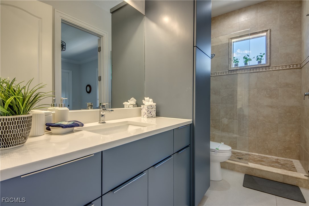 Cape Coral, Florida, 33904, United States, 5 Bedrooms Bedrooms, ,6 BathroomsBathrooms,Residential,For Sale,1979018