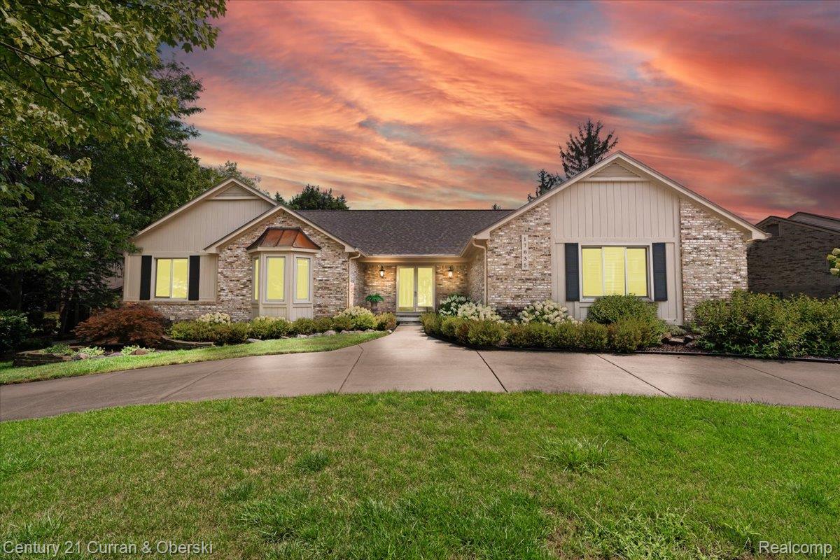 Northville, Michigan, 48168, United States, 3 Bedrooms Bedrooms, ,4 BathroomsBathrooms,Residential,For Sale,1921714
