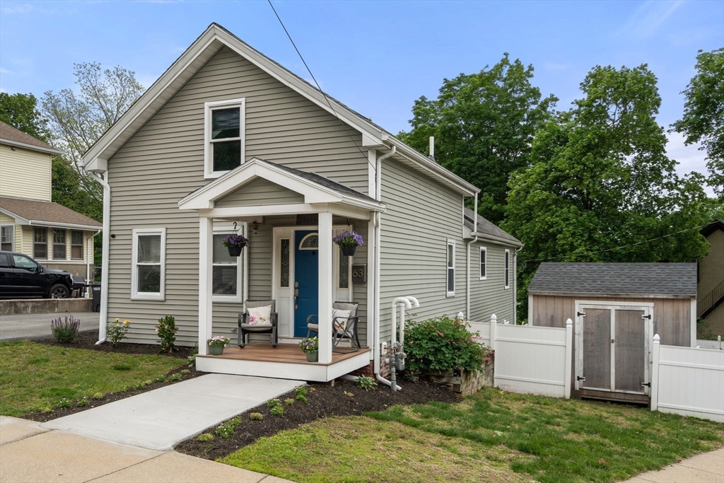 Wakefield, Massachusetts, 01880, United States, 5 Bedrooms Bedrooms, ,3 BathroomsBathrooms,Residential,For Sale,1837062