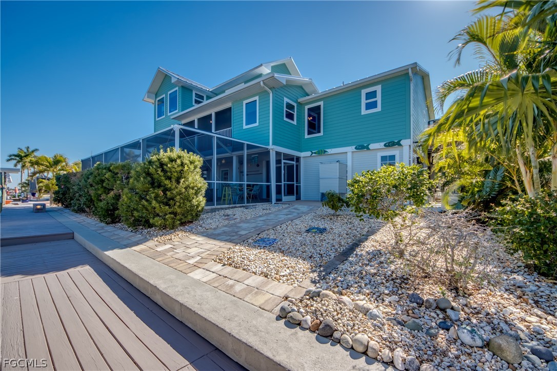 Matlacha, Florida, 33993, United States, 4 Bedrooms Bedrooms, ,3 BathroomsBathrooms,Residential,For Sale,2021819