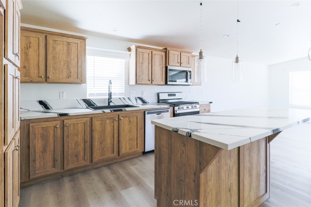 Temecula, California, 92591, United States, 3 Bedrooms Bedrooms, ,2 BathroomsBathrooms,Residential,For Sale,2028585