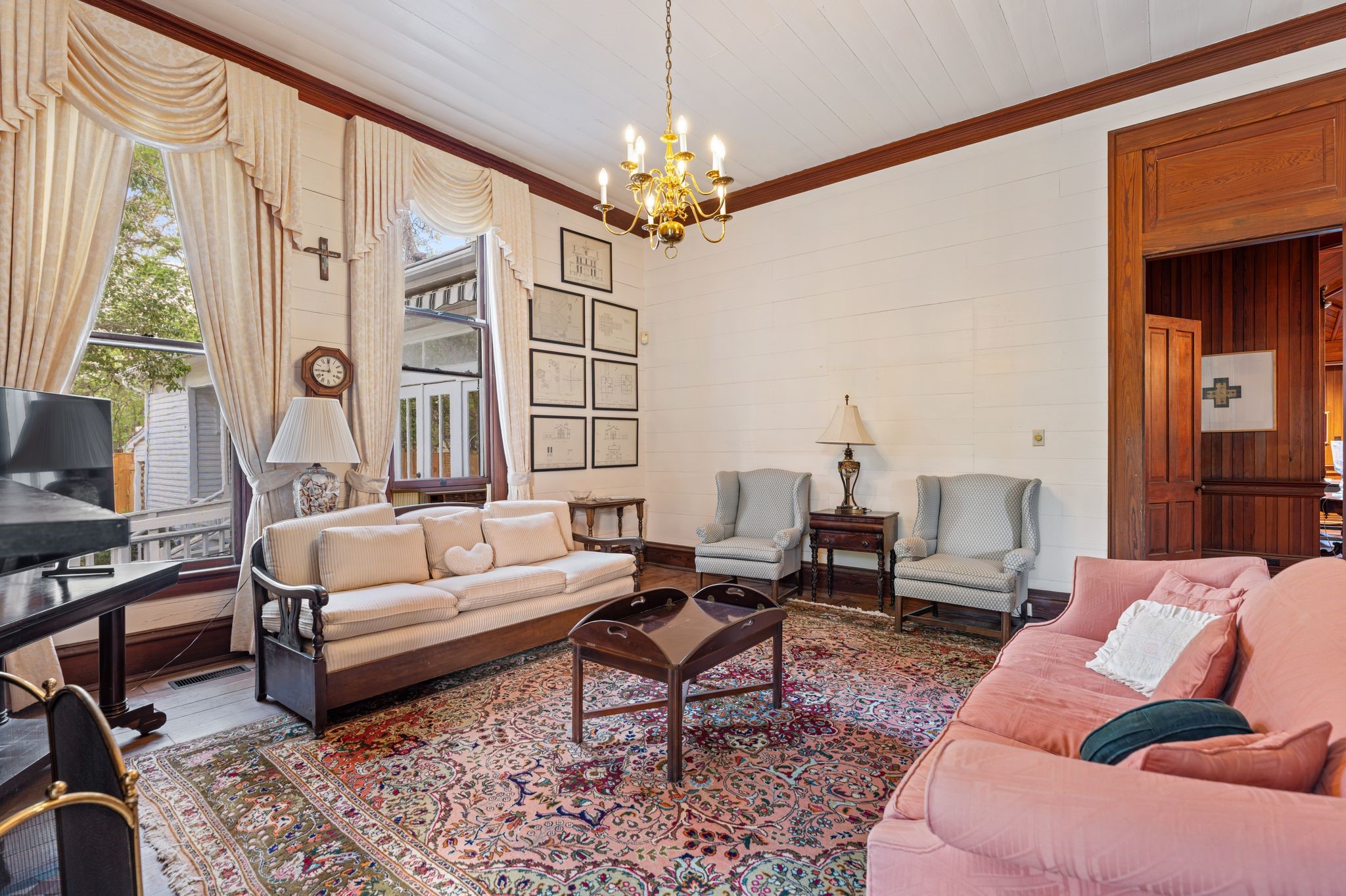  351 E Colorado Street, La Grange, TX, 78945 - 物件實景