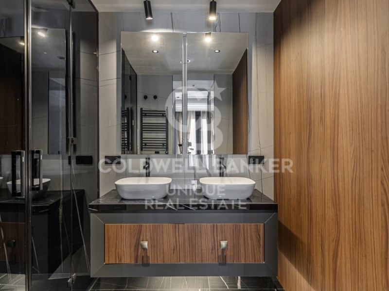 Madrid, Madrid, Barrio de Salamanca, Castellana Ma, Madrid, Comunidad de Madrid, ES, 4 Bedrooms Bedrooms, ,5 BathroomsBathrooms,Residential,For Sale,Madrid, Madrid, Barrio de Salamanca, Castellana Ma,1618669