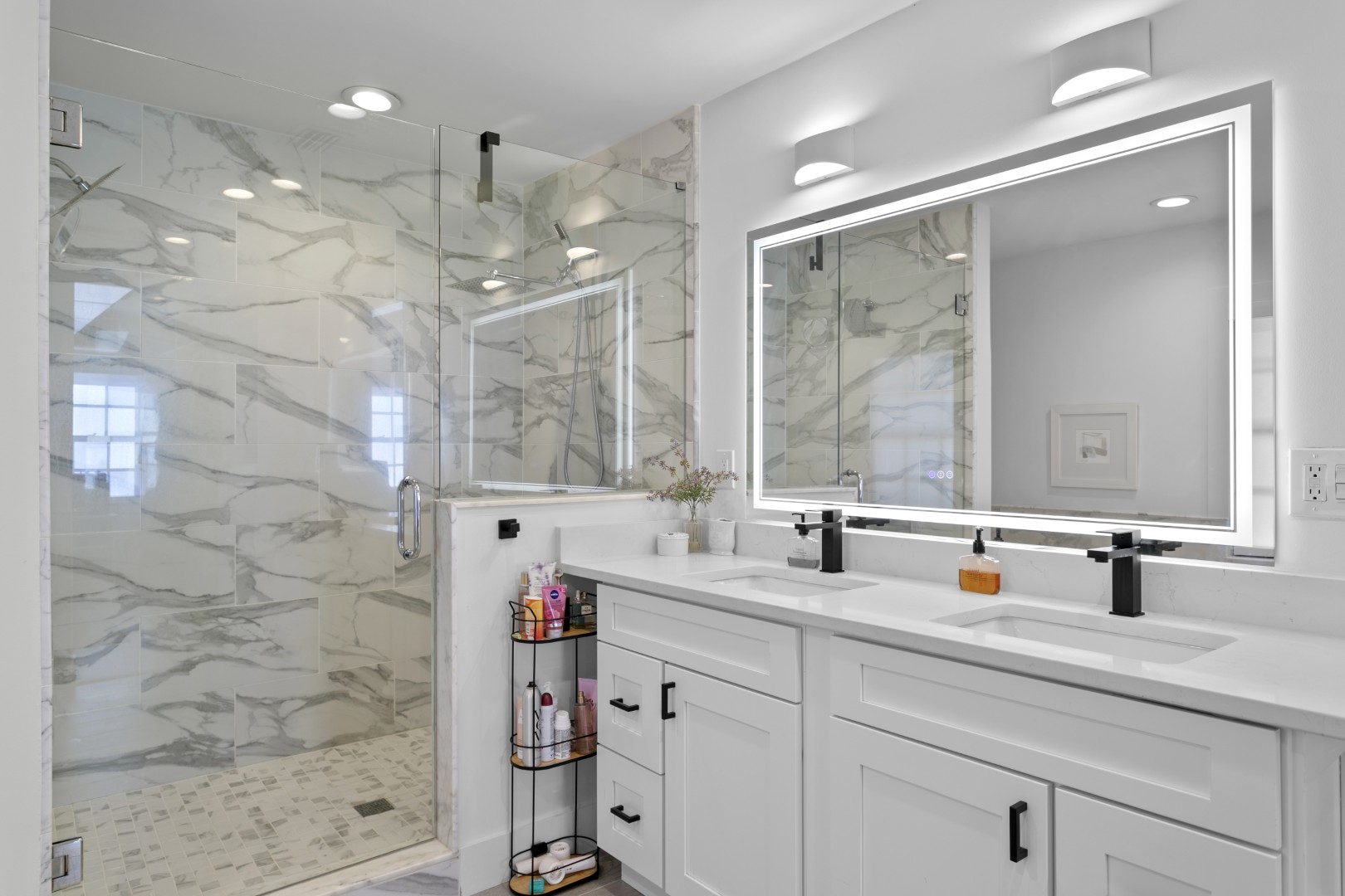 Tampa, Florida, 33629, United States, 4 Bedrooms Bedrooms, ,5 BathroomsBathrooms,Residential,For Sale,2010401