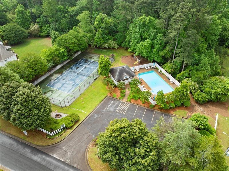 Cumming, Georgia, 30041, United States, 4 Bedrooms Bedrooms, ,3 BathroomsBathrooms,Residential,For Sale,1928883