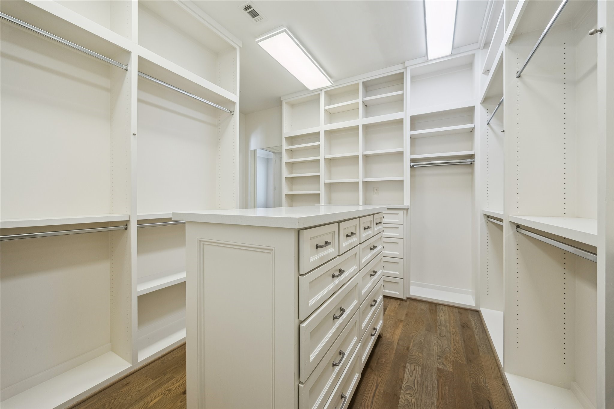  5327 Paseo Caceres Drive - 物件實景