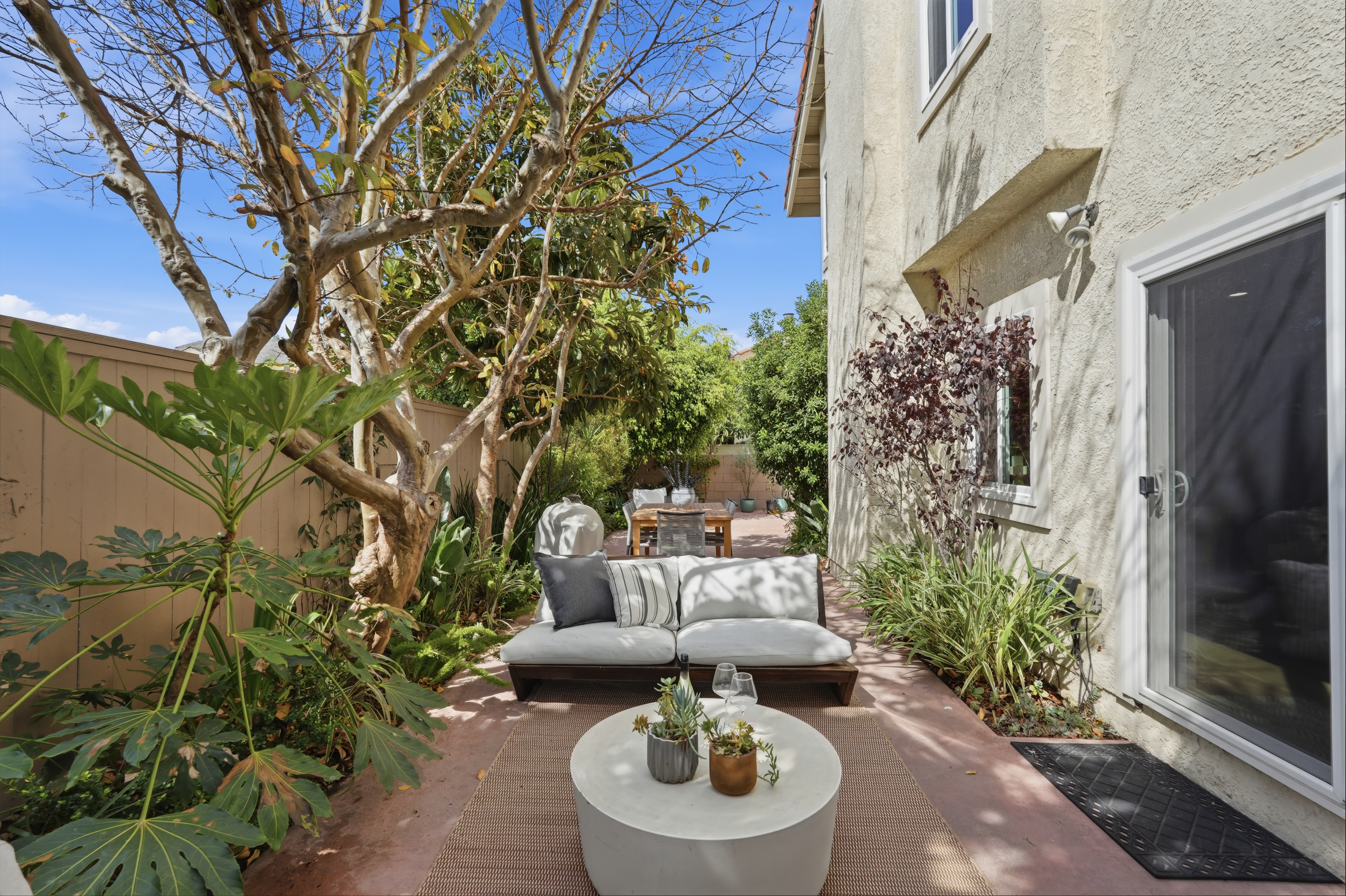  2220 Clark Lane, Redondo Beach, CA 90278 - 物件實景