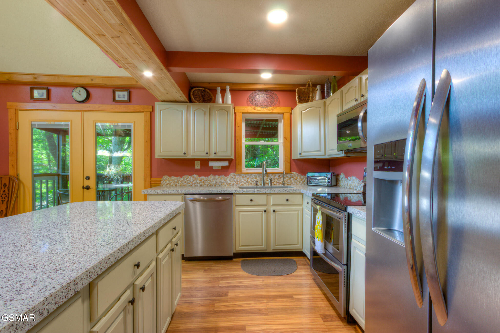 Gatlinburg, Tennessee, 37738, United States, 3 Bedrooms Bedrooms, ,4 BathroomsBathrooms,Residential,For Sale,1979752