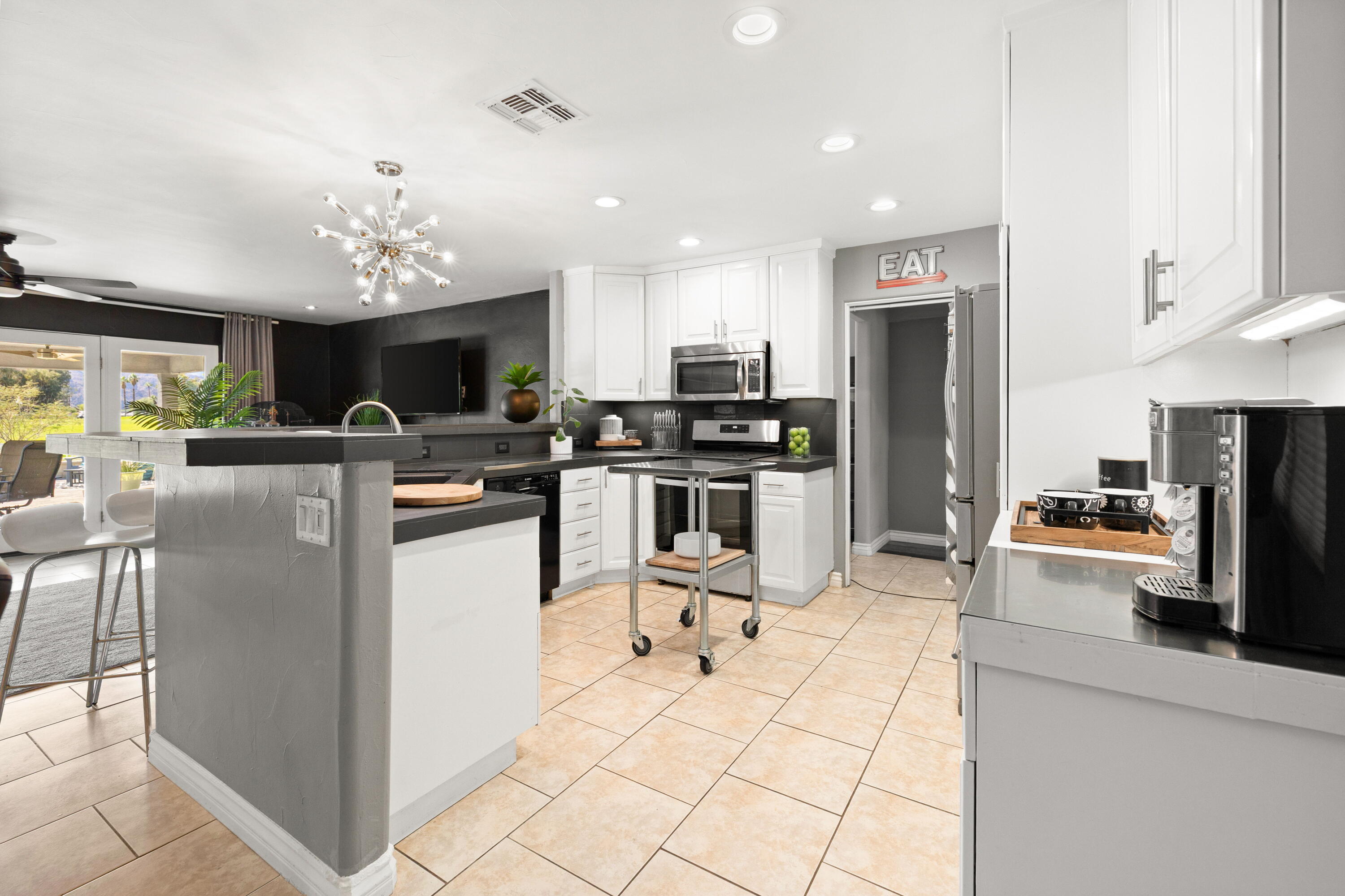 Palm Desert, California, 92211, United States, 3 Bedrooms Bedrooms, ,2 BathroomsBathrooms,Residential,For Sale,1972481