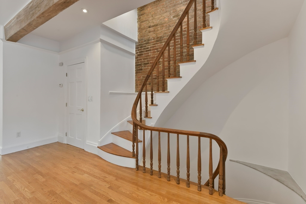 Boston, Massachusetts, 02118, United States, 2 Bedrooms Bedrooms, ,3 BathroomsBathrooms,Residential,For Sale,1978811