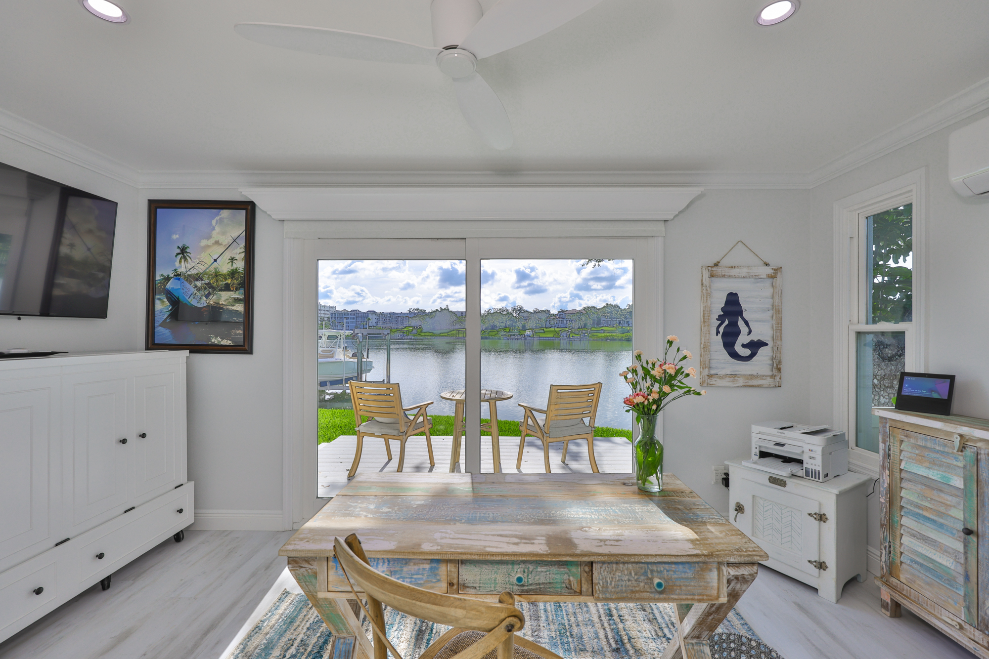 Largo, Florida, 33770, United States, 3 Bedrooms Bedrooms, ,4 BathroomsBathrooms,Residential,For Sale,1982146