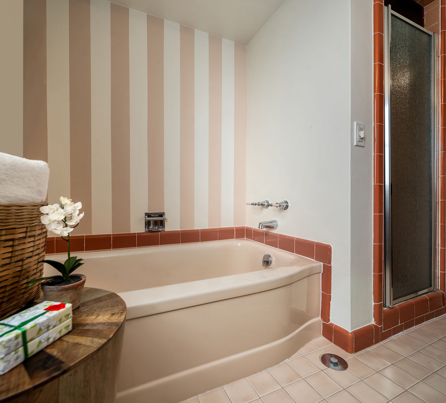  4206 W Glenmont Lane, Seattle, WA 98199 - 物件實景