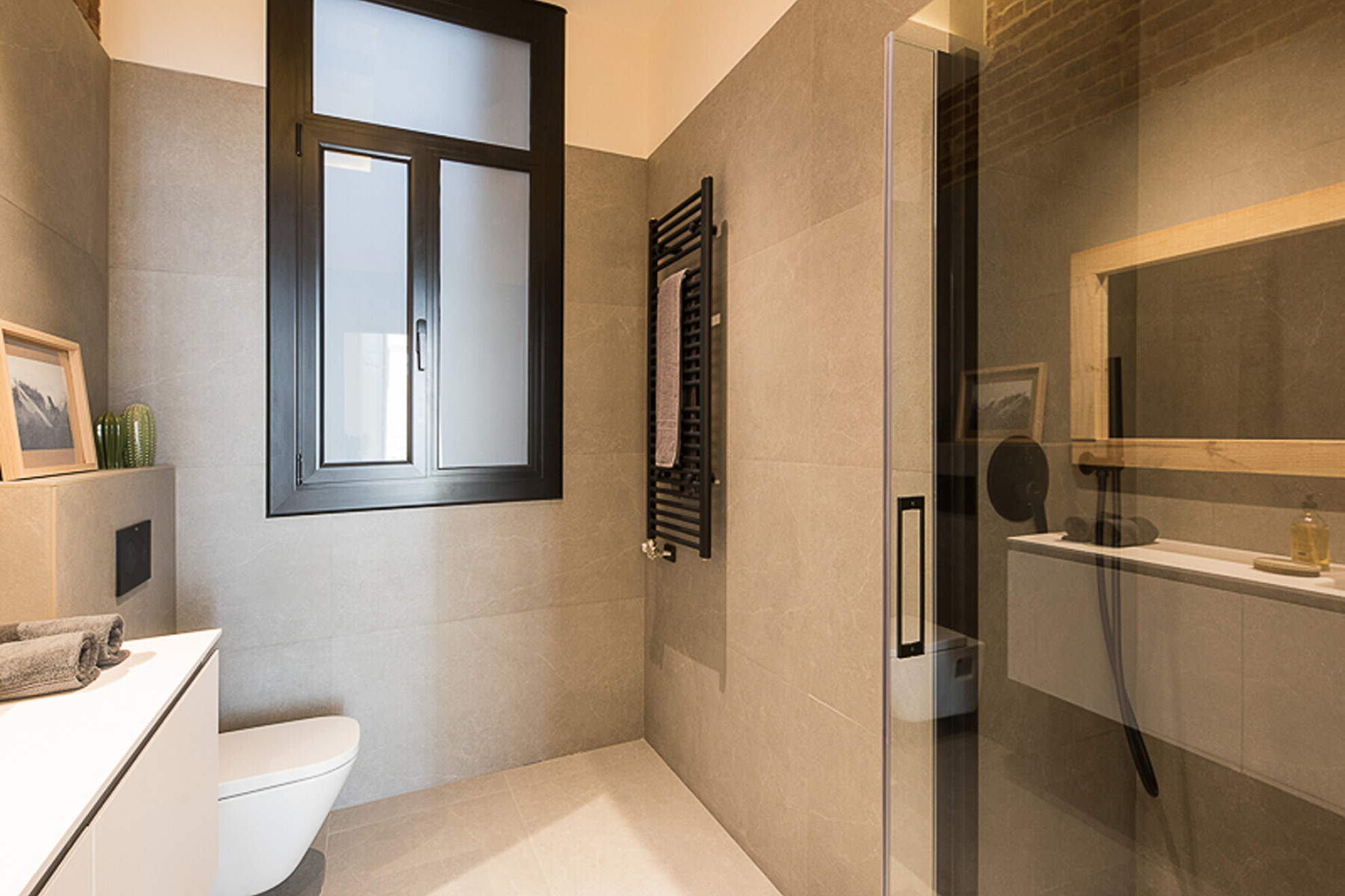  Beautiful apartment in Eixample, Barcelona: Modernized Elegance - 物件實景