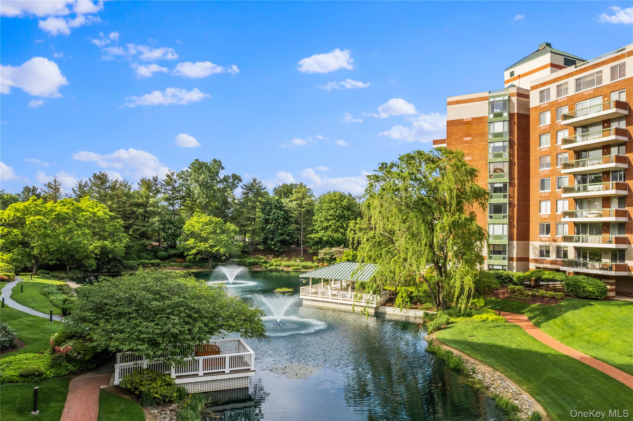  100 Hilton Avenue, Garden City, NY, 11530 - 物件實景