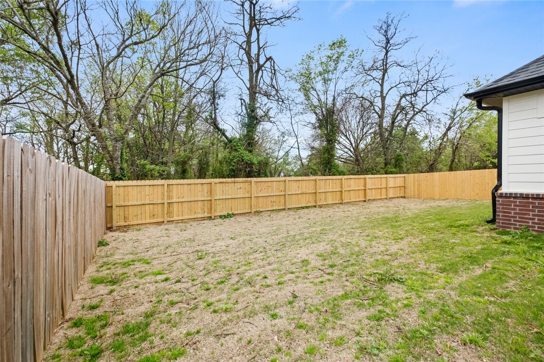 Bentonville, Arkansas, 72713, United States, 4 Bedrooms Bedrooms, ,3 BathroomsBathrooms,Residential,For Sale,2002905