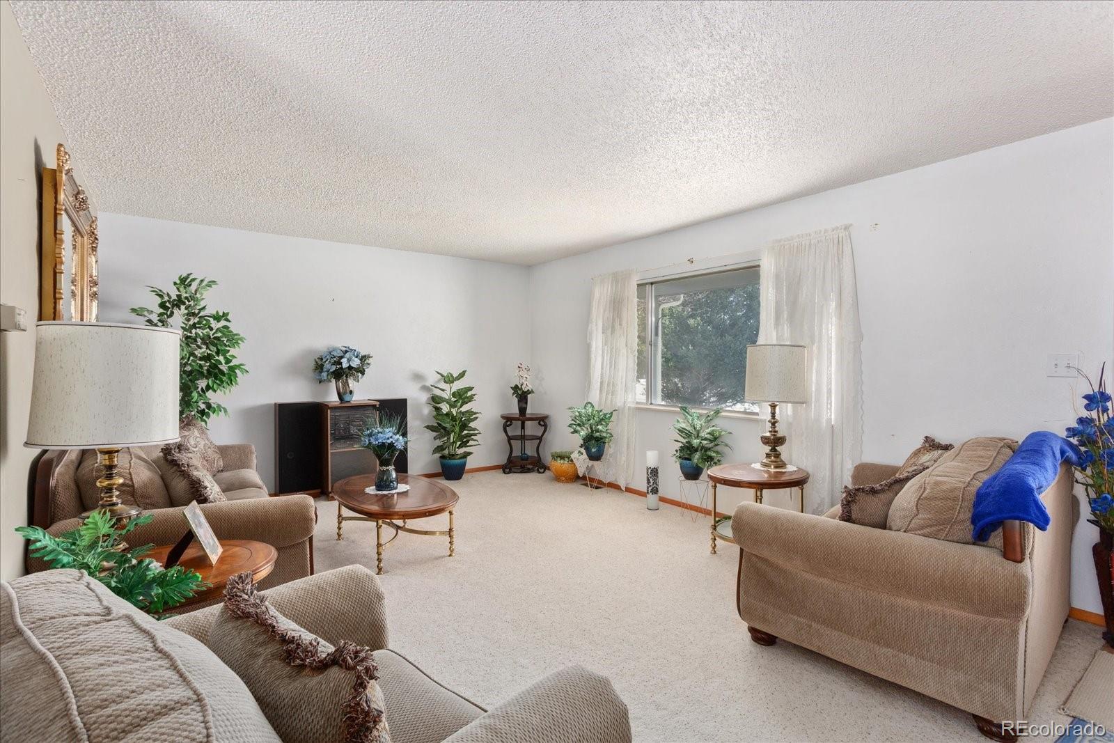 Salida, Colorado, 81201, United States, 4 Bedrooms Bedrooms, ,2 BathroomsBathrooms,Residential,For Sale,1981763