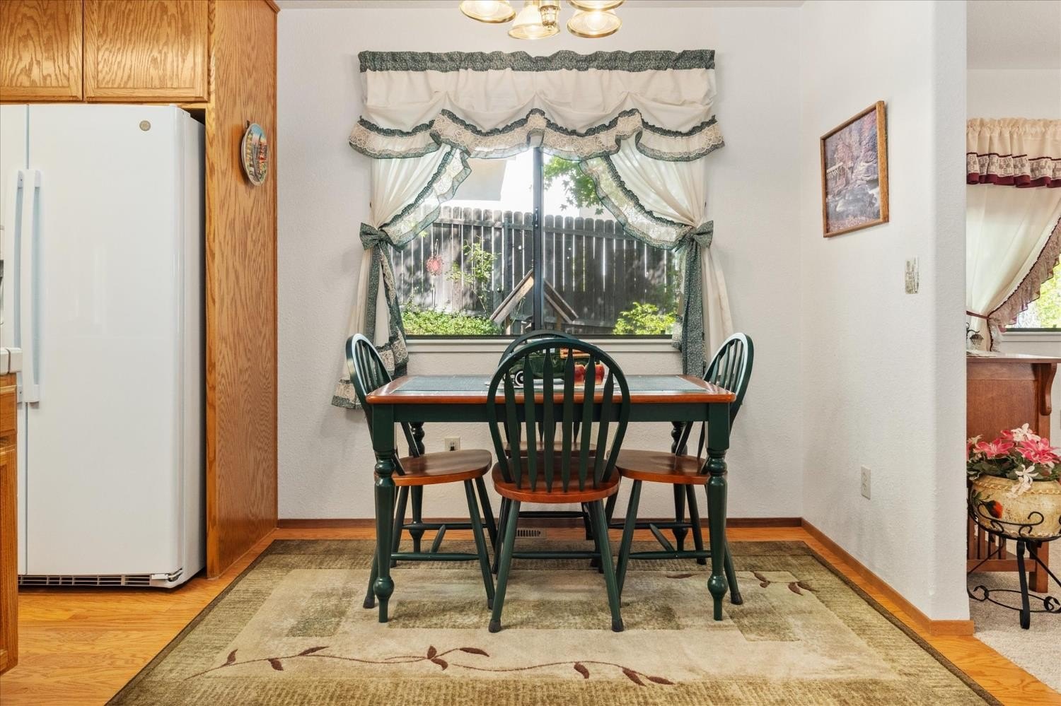 Angels Camp, California, 95222, United States, 3 Bedrooms Bedrooms, ,2 BathroomsBathrooms,Residential,For Sale,1881530