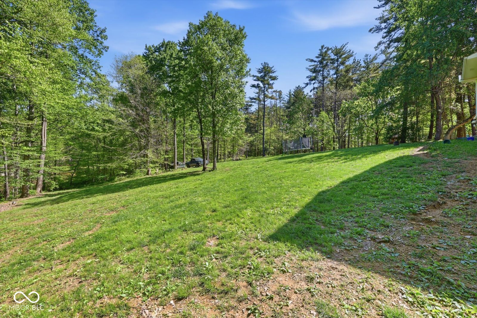 Nashville, Indiana, 47448, United States, 4 Bedrooms Bedrooms, ,3 BathroomsBathrooms,Residential,For Sale,2033117