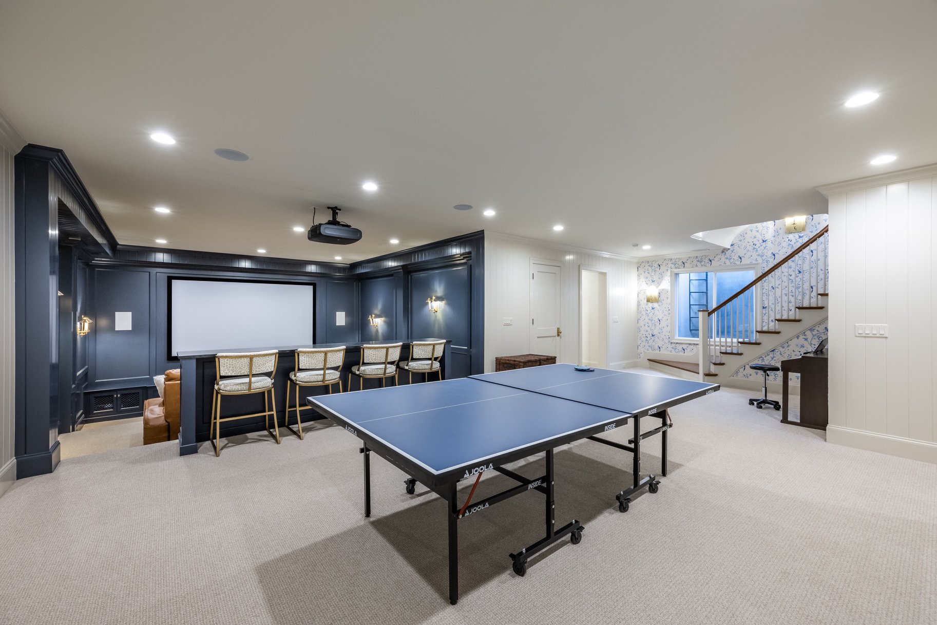  Timeless Colonial Charm Meets Refined Modern Luxury In This Storybook Retreat - 物件實景