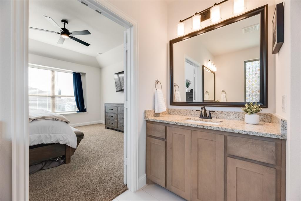 Pilot Point, Texas, 76258, United States, 5 Bedrooms Bedrooms, ,3 BathroomsBathrooms,Residential,For Sale,2019637