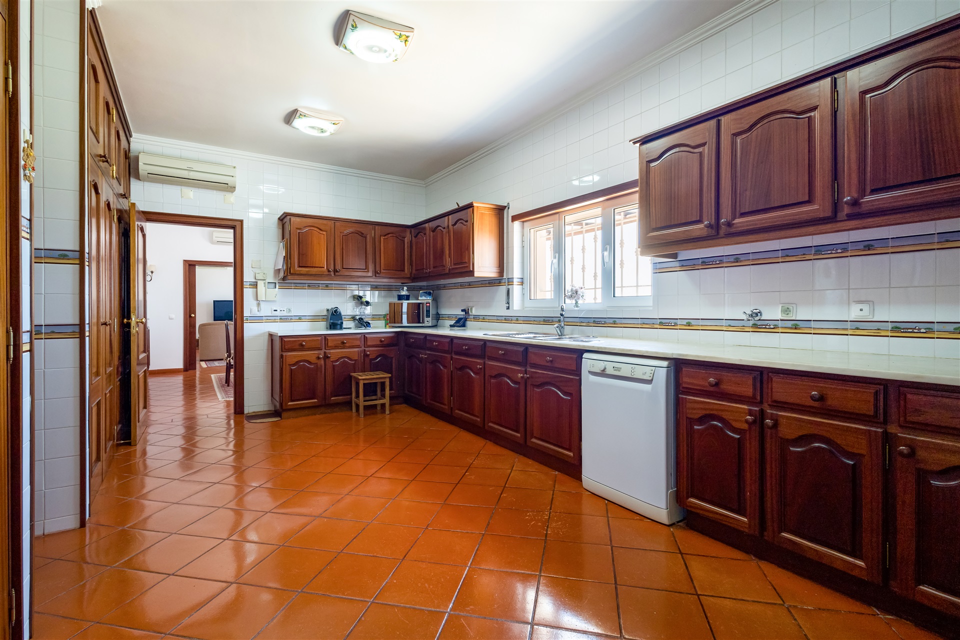  Detached house, 7 bedrooms, for Sale - 物件實景