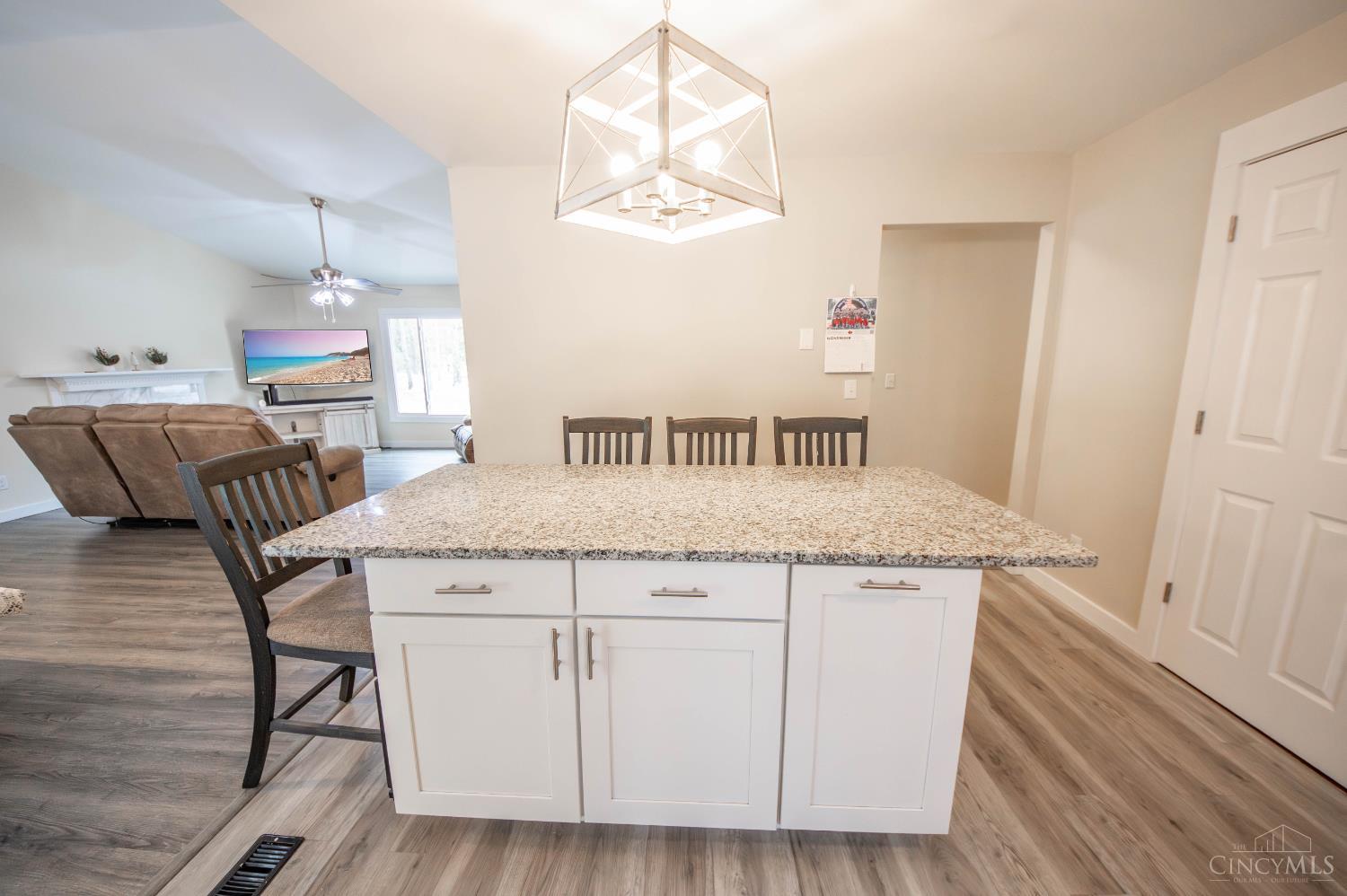 Goshen, Ohio, 45122, United States, 3 Bedrooms Bedrooms, ,3 BathroomsBathrooms,Residential,For Sale,1992165