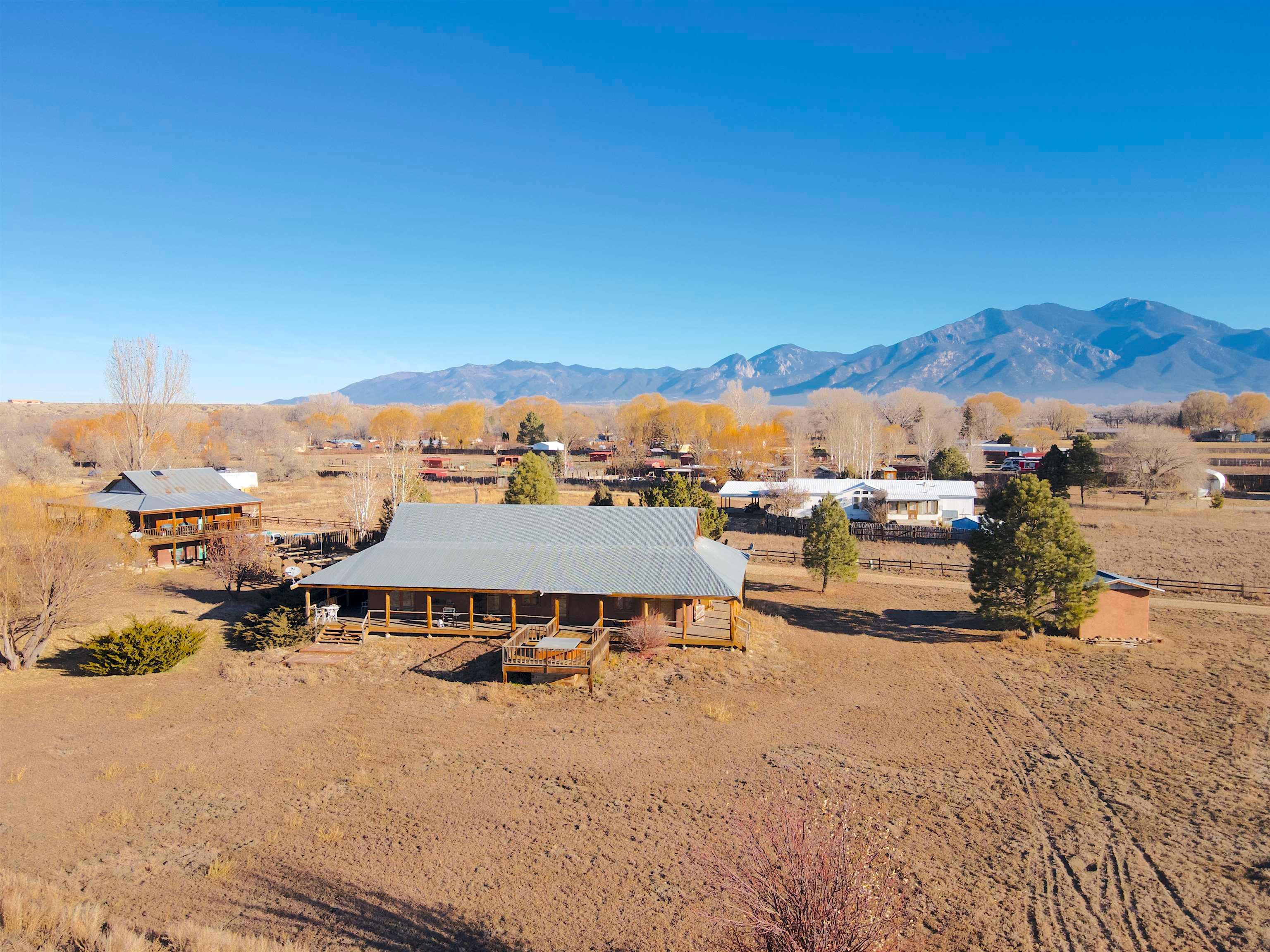 Taos, New Mexico, 87571, United States, 5 Bedrooms Bedrooms, ,5 BathroomsBathrooms,Residential,For Sale,1850359