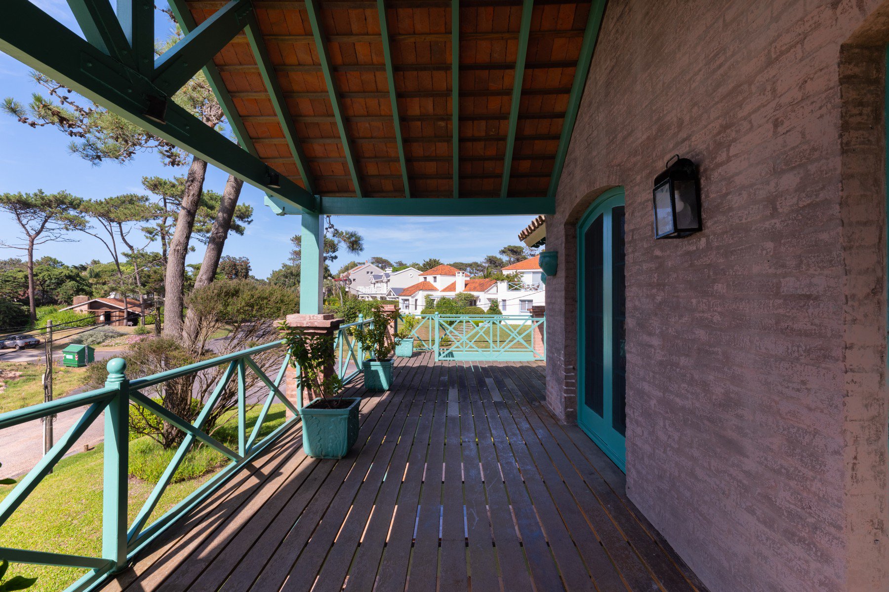  Spacious Family House with 4 Bedrooms and Full Service - 物件實景