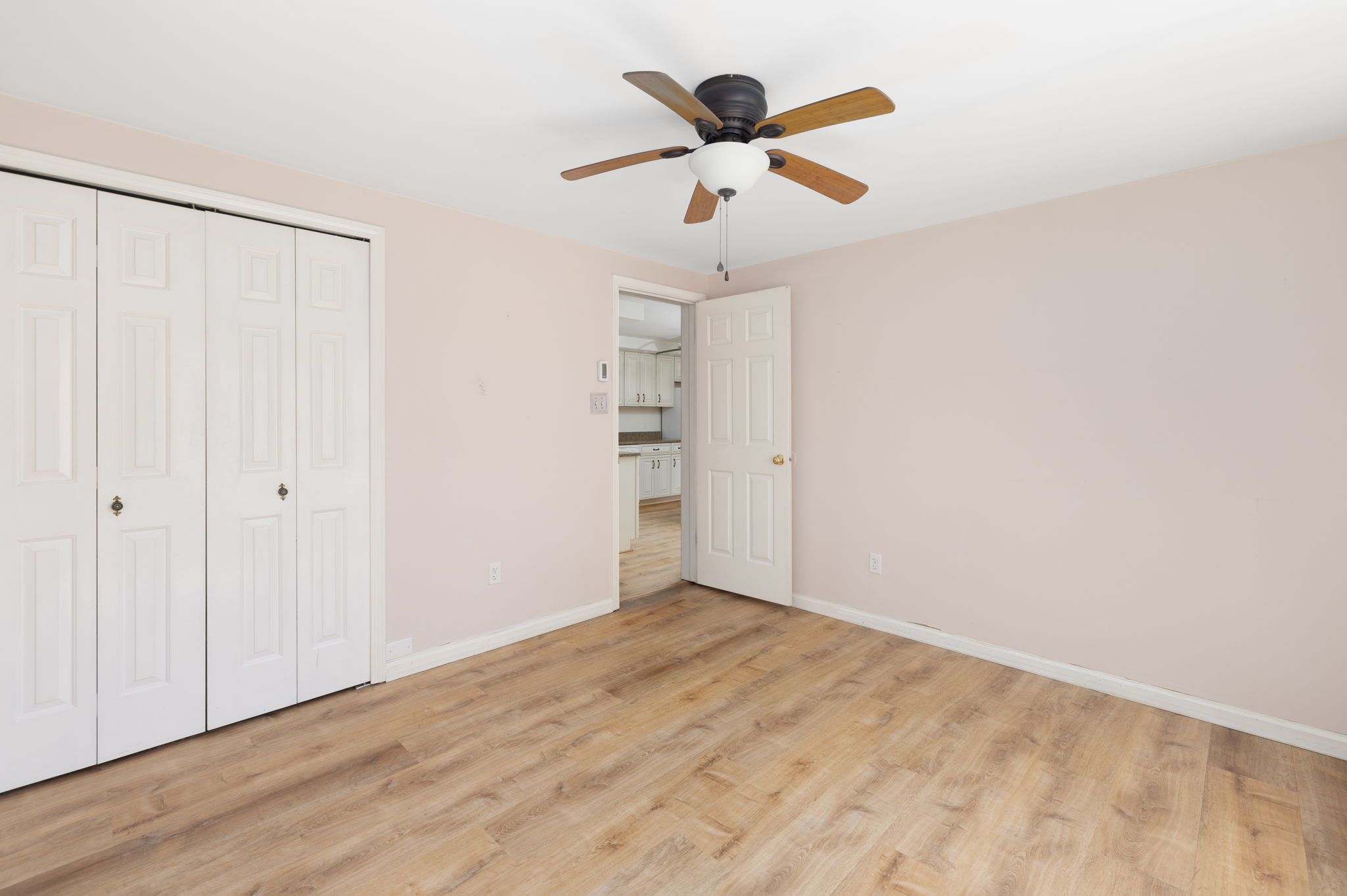  28 Bow And Arrow Trail S, South Kingstown, RI, 02879 - 物件實景