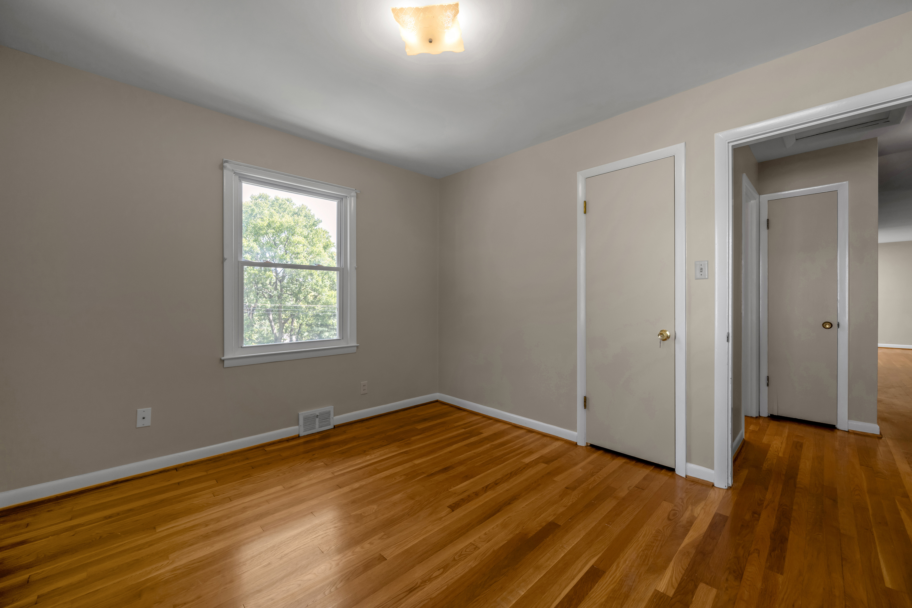 953 Holly Springs Drive - 物件實景