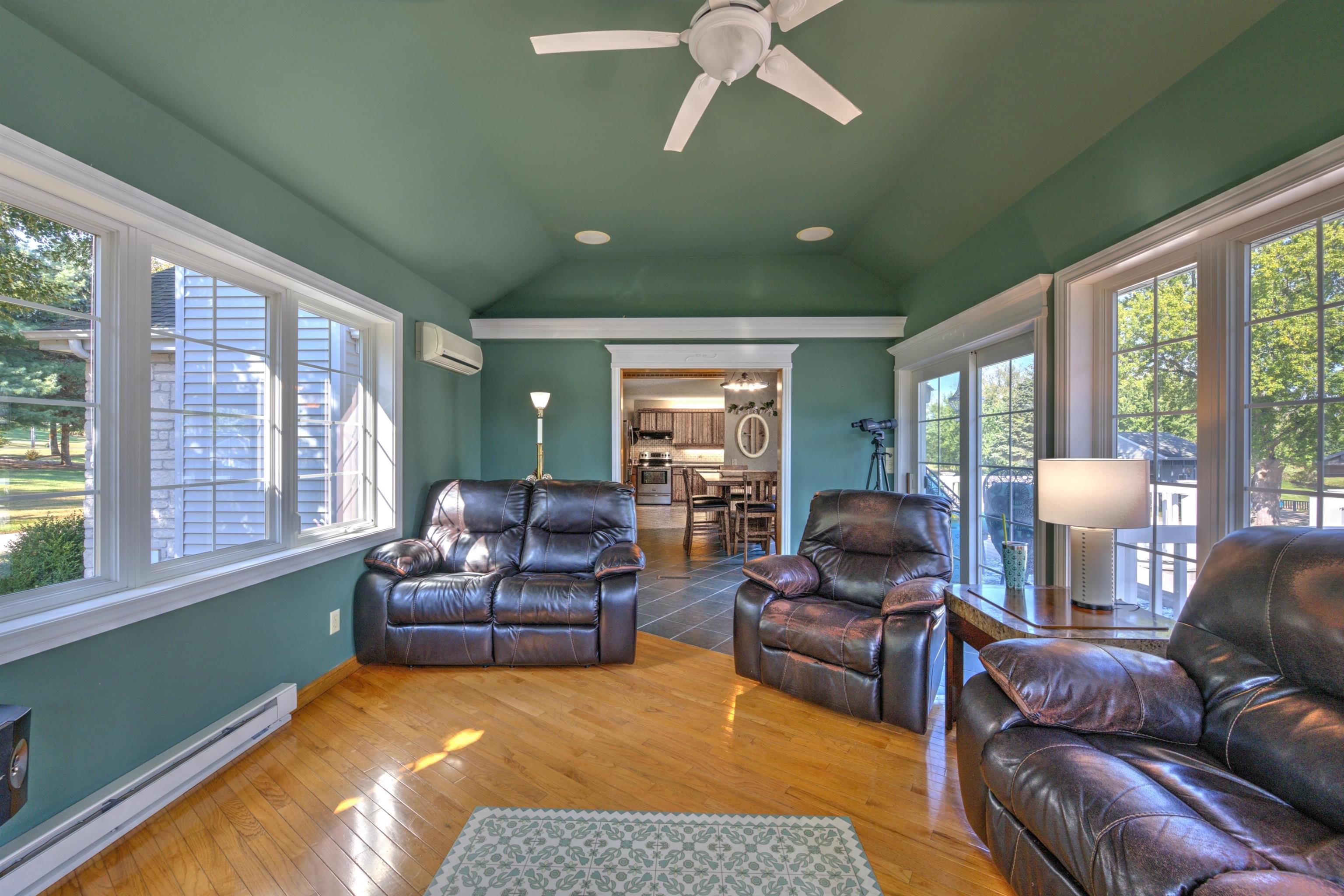 Rio, Wisconsin, 53960, United States, 3 Bedrooms Bedrooms, ,3 BathroomsBathrooms,Residential,For Sale,1976824