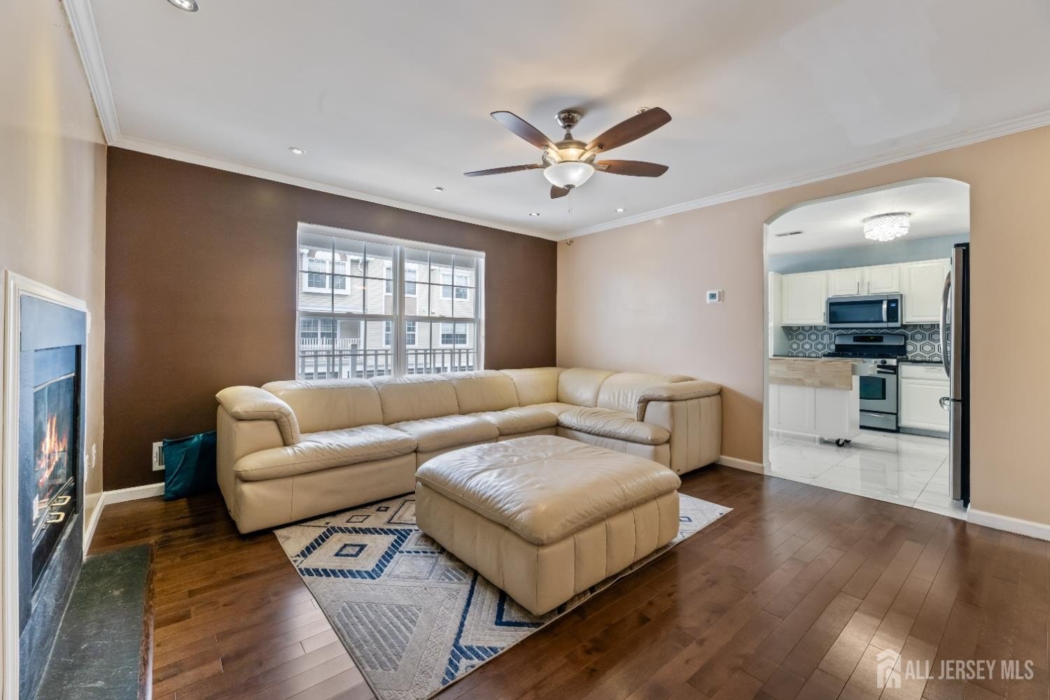 Edison, New Jersey, 08820, United States, 3 Bedrooms Bedrooms, ,3 BathroomsBathrooms,Residential,For Sale,2005666