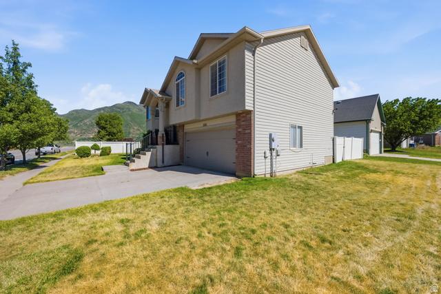 South Weber, Utah, 84405, United States, 4 Bedrooms Bedrooms, ,3 BathroomsBathrooms,Residential,For Sale,2048081