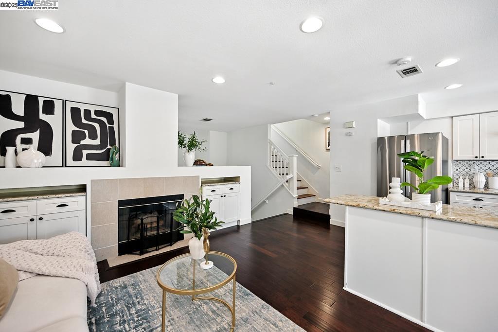 Dublin, California, 94568, United States, 3 Bedrooms Bedrooms, ,2 BathroomsBathrooms,Residential,For Sale,1987848