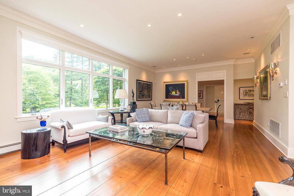Point Pleasant, Pennsylvania, 18950, United States, 4 Bedrooms Bedrooms, ,6 BathroomsBathrooms,Residential,For Sale,1794565