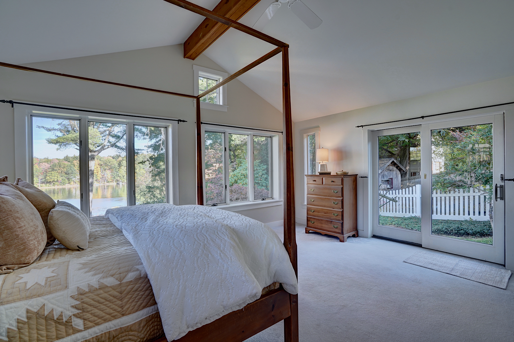  12 Roberts Road, Dover NH - 物件實景