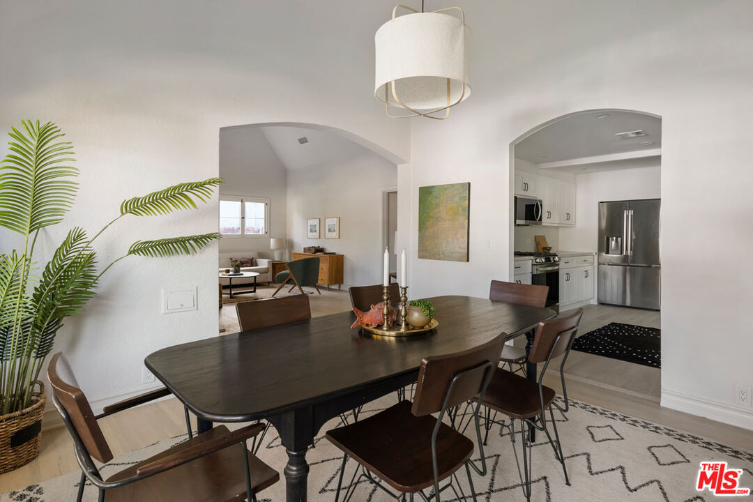 Los Angeles, California, 90041, United States, 3 Bedrooms Bedrooms, ,3 BathroomsBathrooms,Residential,For Sale,2001865