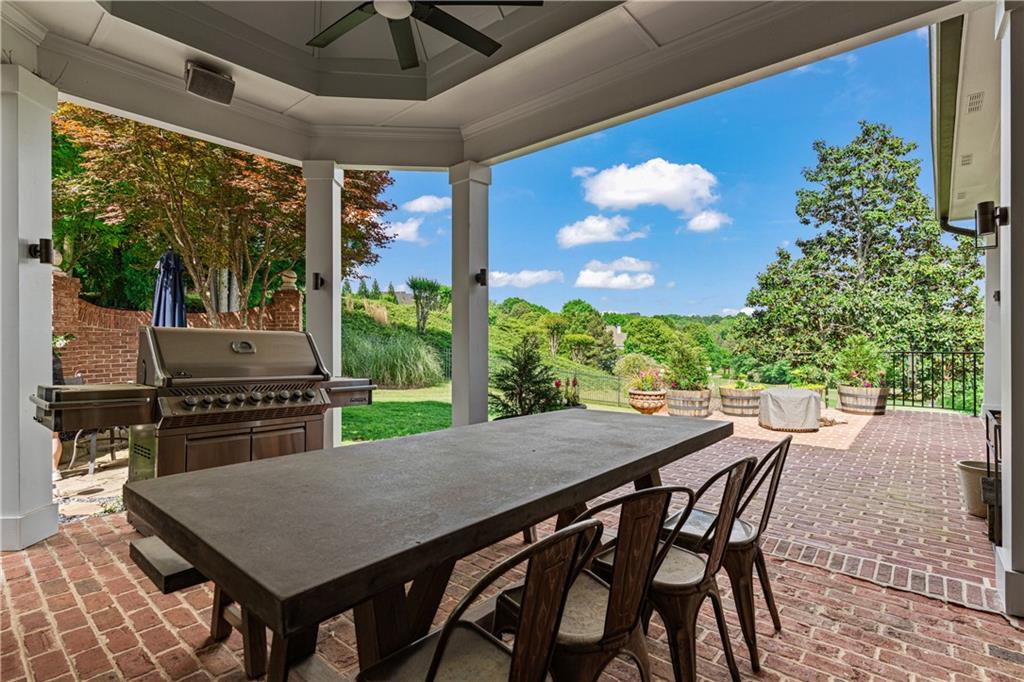 Suwanee, Georgia, 30024, United States, 5 Bedrooms Bedrooms, ,6 BathroomsBathrooms,Residential,For Sale,1822969