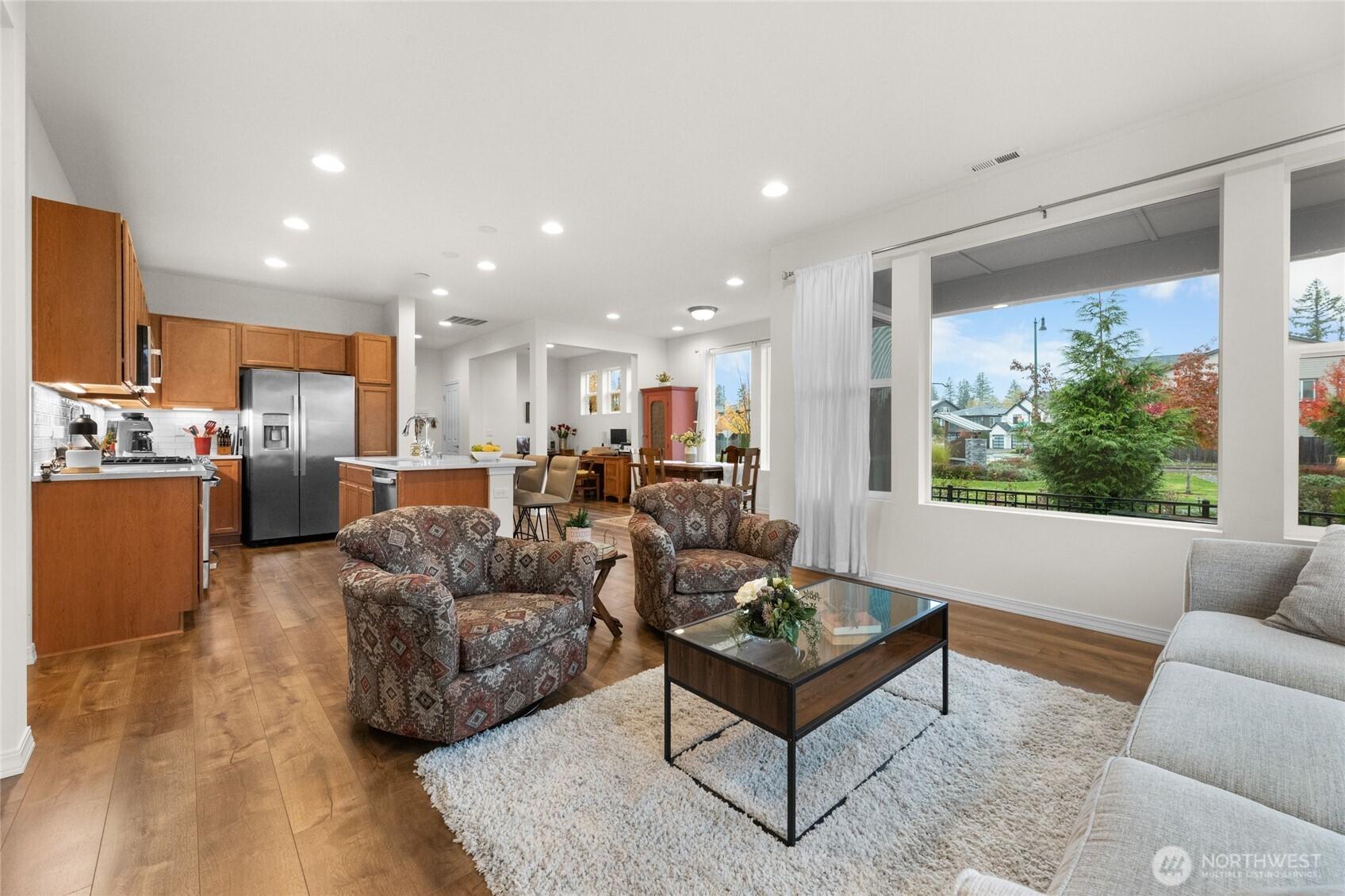 MAPLE VALLEY, Washington, 98038, United States, 2 Bedrooms Bedrooms, ,2 BathroomsBathrooms,Residential,For Sale,1989729