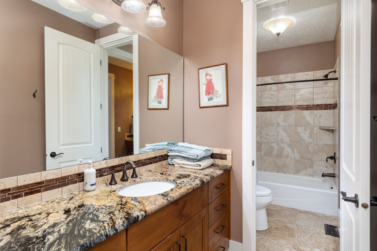 Elko, Nevada, 89801, United States, 3 Bedrooms Bedrooms, ,3 BathroomsBathrooms,Residential,For Sale,1696965