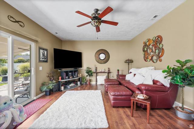 Stansbury Park, Utah, 84074, United States, 4 Bedrooms Bedrooms, ,3 BathroomsBathrooms,Residential,For Sale,2005364