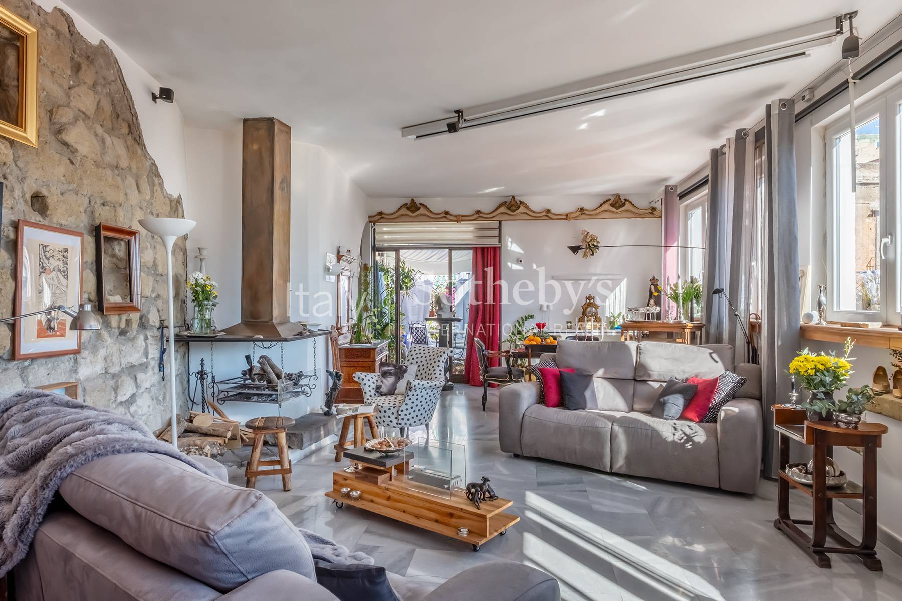  Iconic multi-level penthouse in Naples - 物件實景