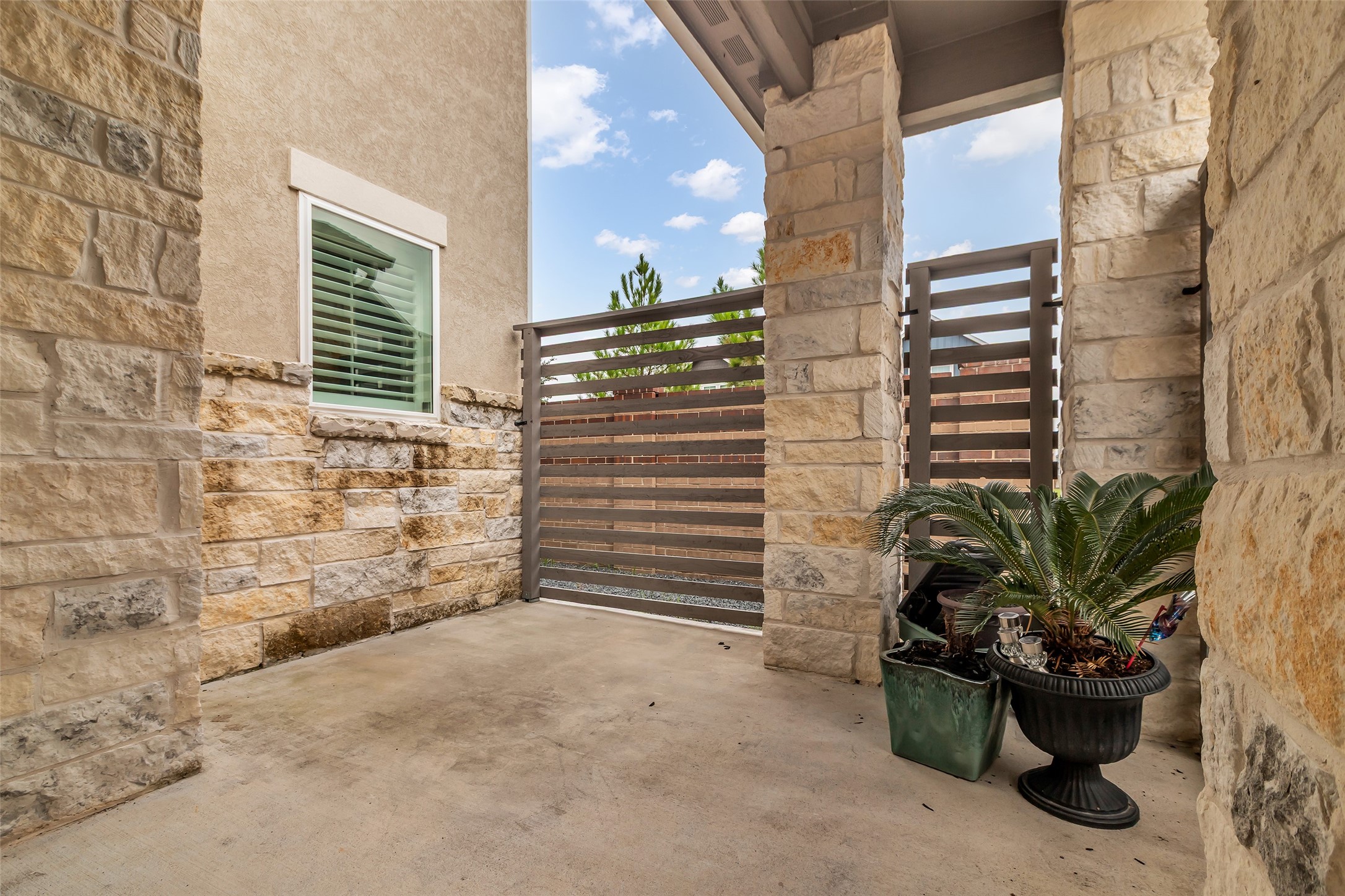 Houston, Texas, 77080, United States, 4 Bedrooms Bedrooms, ,4 BathroomsBathrooms,Residential,For Sale,1934317