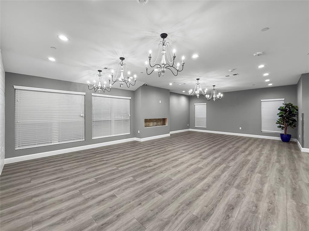 Garland, Texas, 75041, United States, 8 Bedrooms Bedrooms, ,4 BathroomsBathrooms,Residential,For Sale,2003441