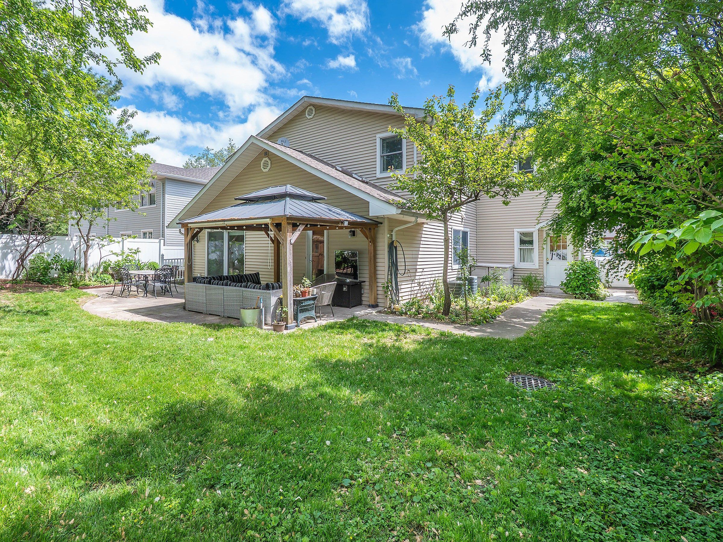 21 Marwood Road N, Port Washington, NY, 11050 - 物件實景