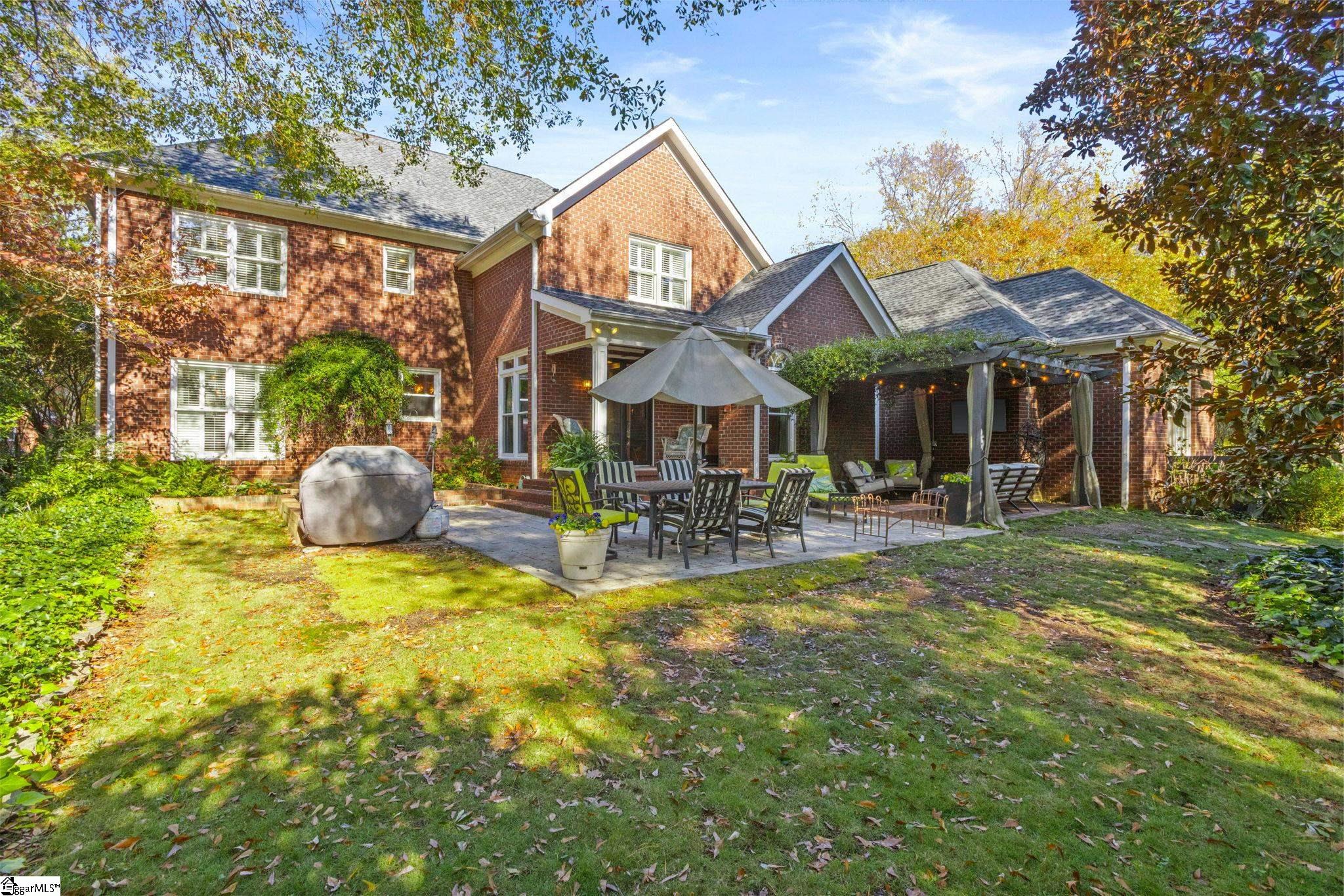 Simpsonville, South Carolina, 29681, United States, 5 Bedrooms Bedrooms, ,5 BathroomsBathrooms,Residential,For Sale,1988103